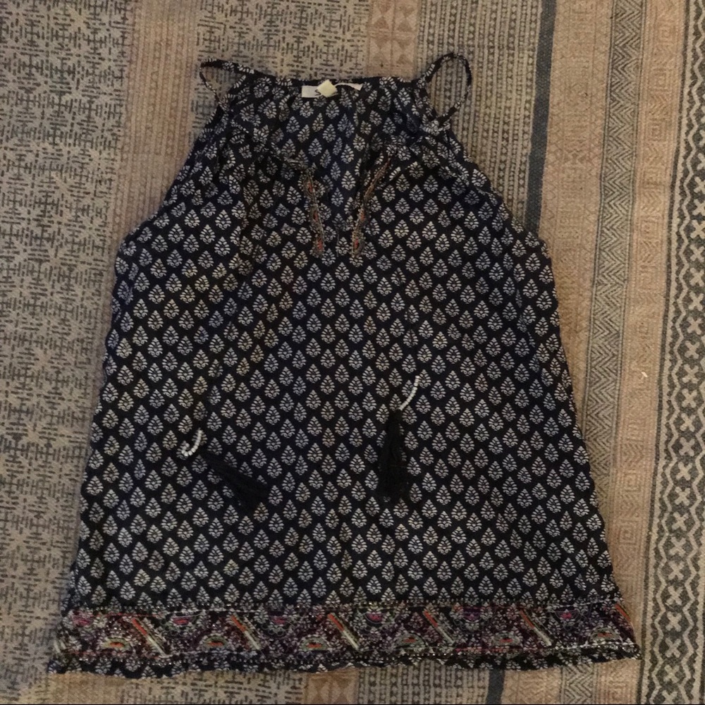 Navy blue detailed blouse!
